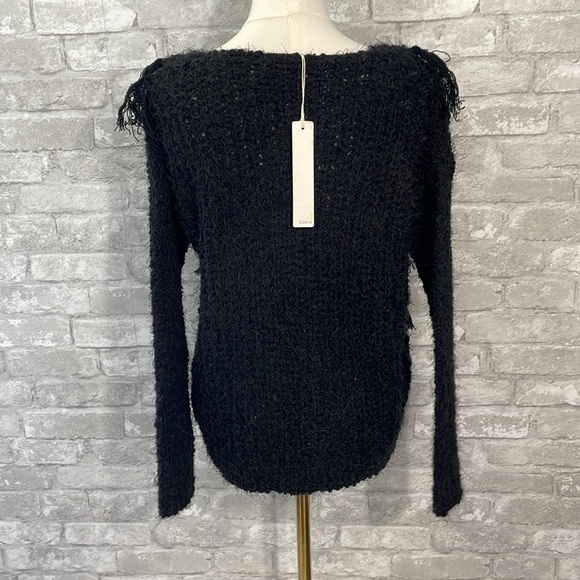 Line & Dot Black Jeanne Fringe Crew Neck Sweater - Picture 4 of 7